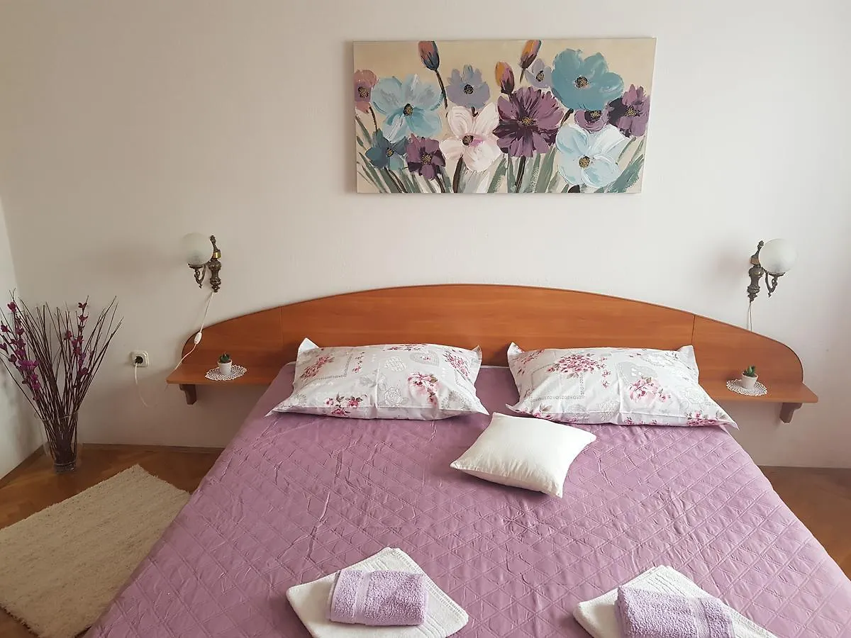 Apartments Ivona Trogir