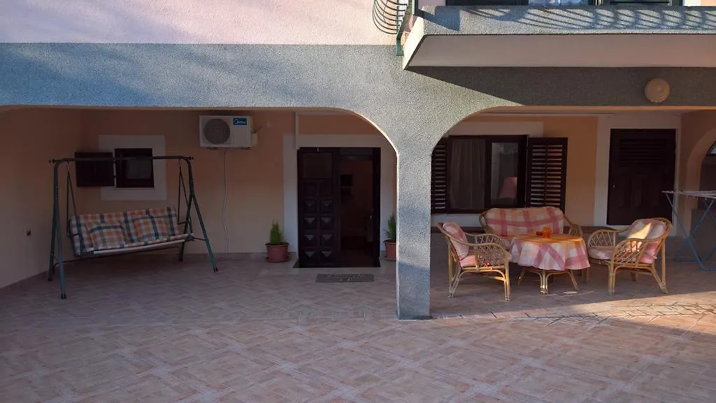 Apartments Ivona Trogir 0*,  Kroatien