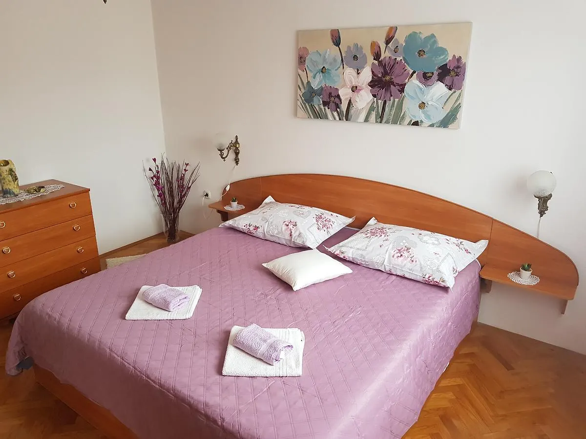 Apartments Ivona Trogir