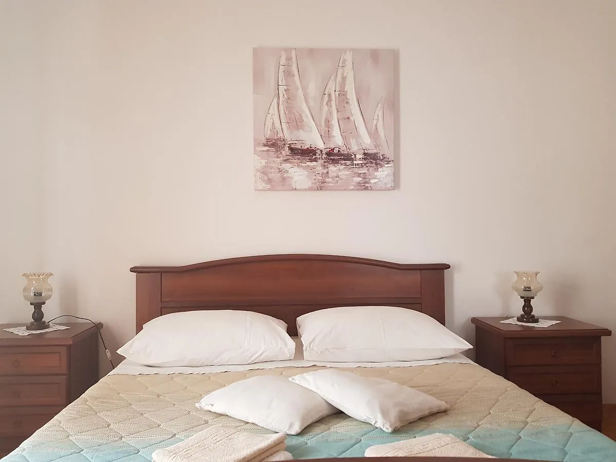 Apartments Ivona Trogir Kroatien