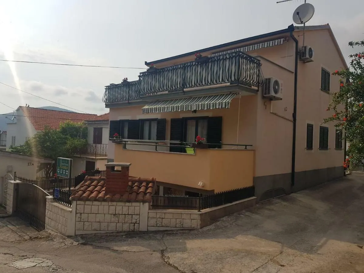 Apartments Ivona Trogir Kroatien